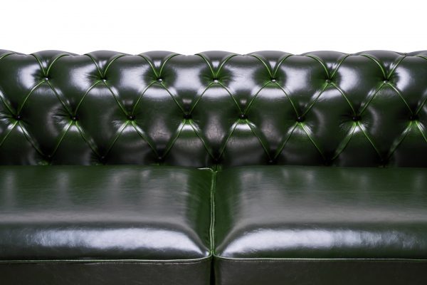 parlak yeşil suni deri chester koltuk tasarımı ve imalatı